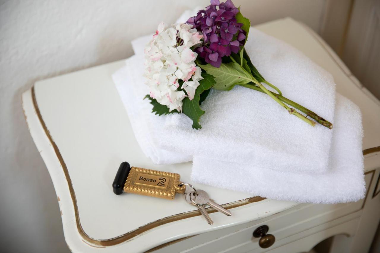 לואינו Charming Moment Di Villa Porta - Borgo Antico מראה חיצוני תמונה
